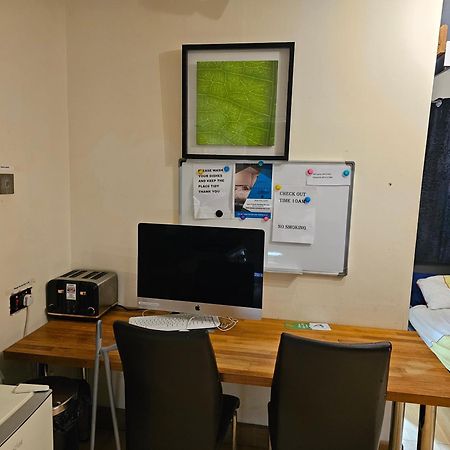 Umbrella Properties Private Apartment バーミンガム エクステリア 写真