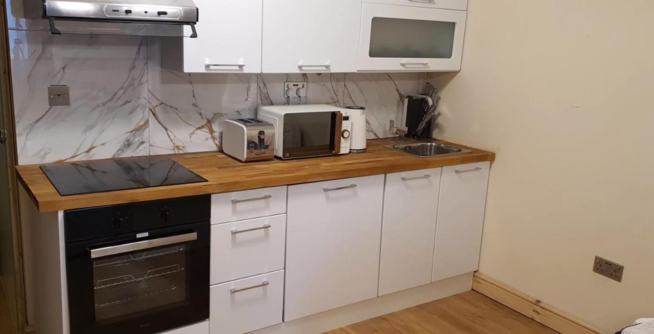 Umbrella Properties Private Apartment バーミンガム エクステリア 写真