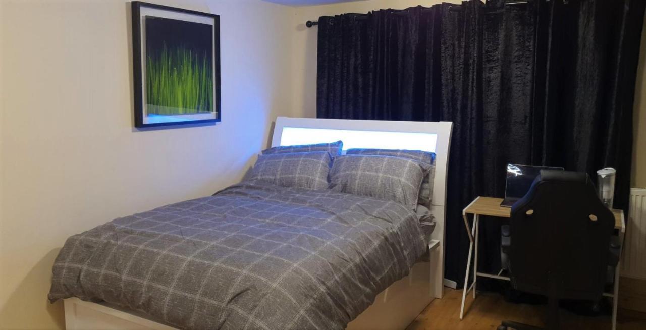 Umbrella Properties Private Apartment バーミンガム エクステリア 写真