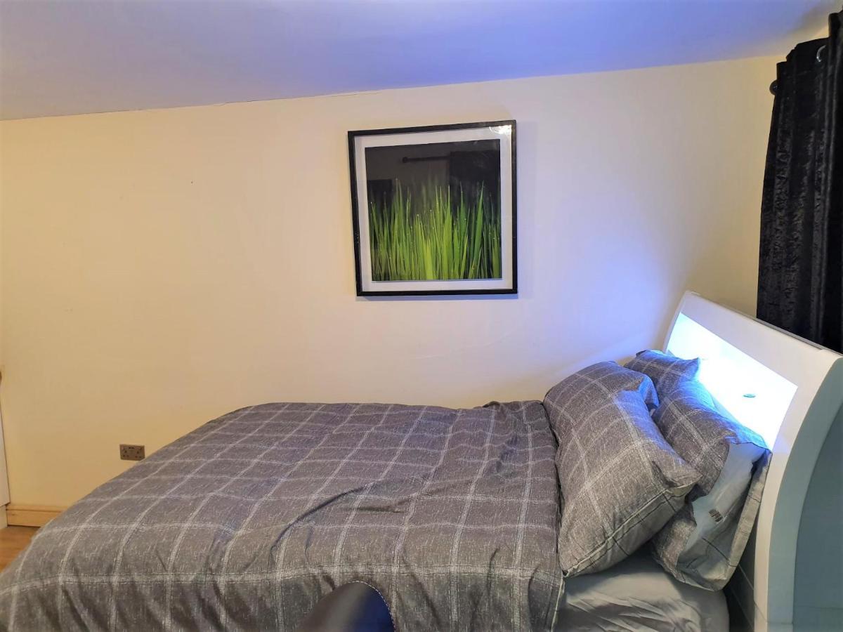 Umbrella Properties Private Apartment バーミンガム エクステリア 写真