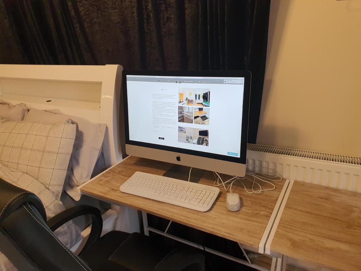 Umbrella Properties Private Apartment バーミンガム エクステリア 写真